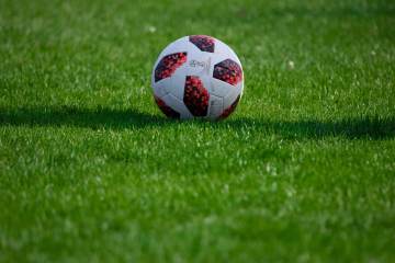 欧足联加速推动罢免FIFA主席！世界杯敛财计划崩盘，因凡蒂诺遭逼宫（配图示意）
